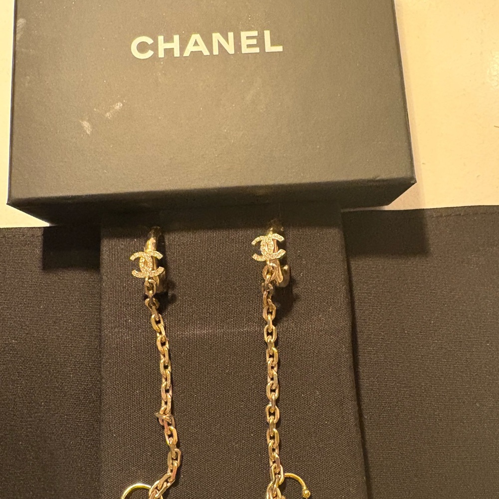 CHANEL Gold Chain cuff Earrings